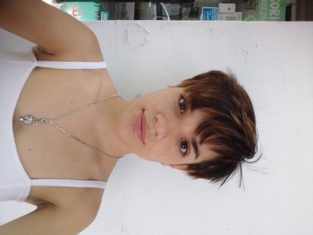 Victoria - ID: 102044