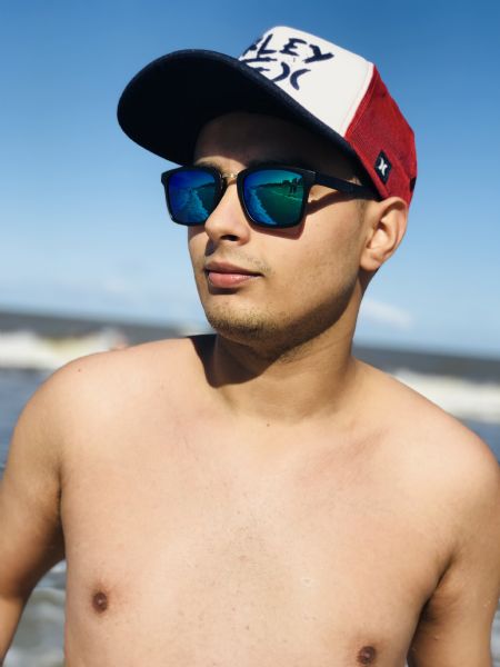 Nicolás - ID: 115226 - 410280
