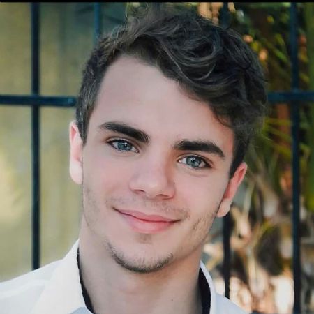 Román - ID: 116218