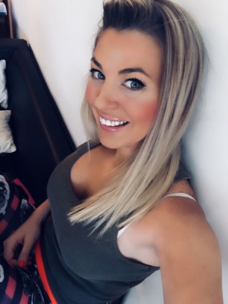 Veronica - ID: 123892 - 421145