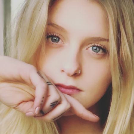manuela - ID: 159268