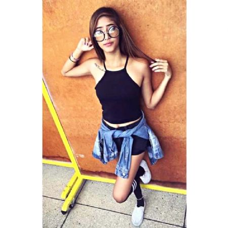 Isabel - ID: 160056