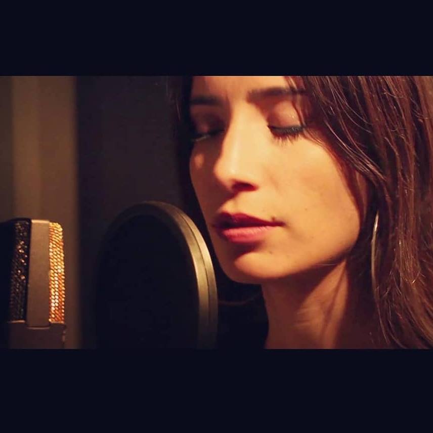 Ana Laura - ID: 175804