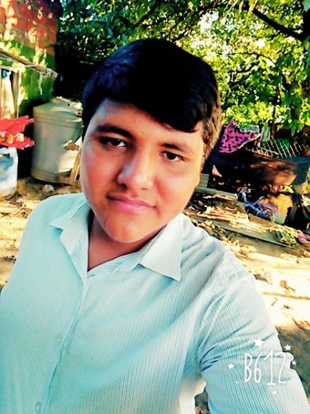luis - ID: 195598