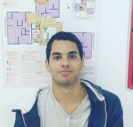 Alejandro - ID: 214704