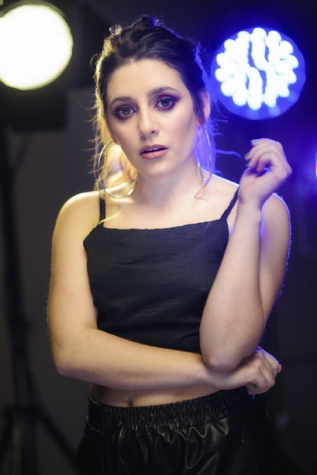 Ludmila - ID: 234785