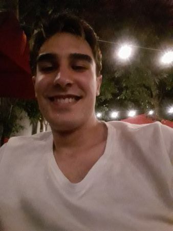 Nicolas - ID: 264063