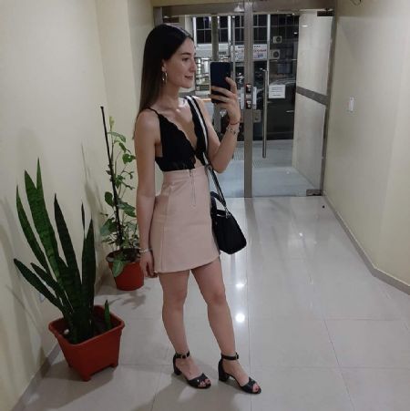 Veronica - ID: 274095