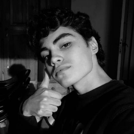 Manuel - ID: 329203 - 627457