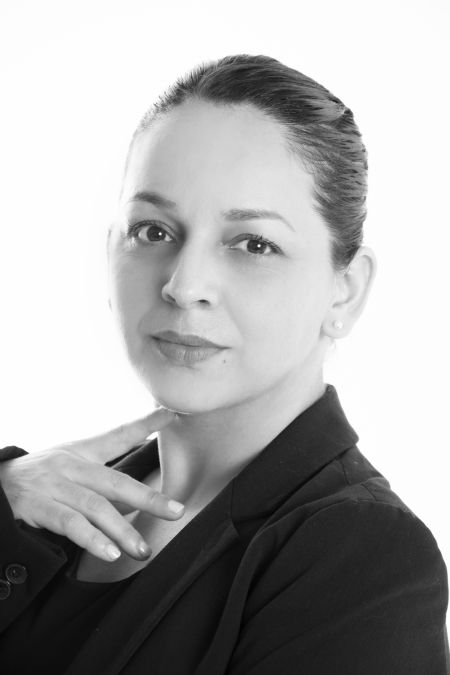 Dalia Laura - ID: 351438 - 828151