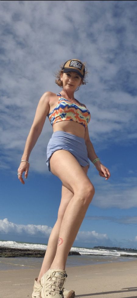 Claudia - ID: 376893 - 741938