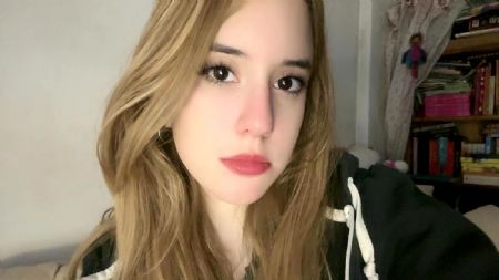 Isabella - ID: 381417 - 711458