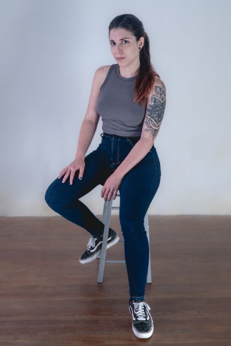 Yessica Wanda - ID: 385646 - 712680