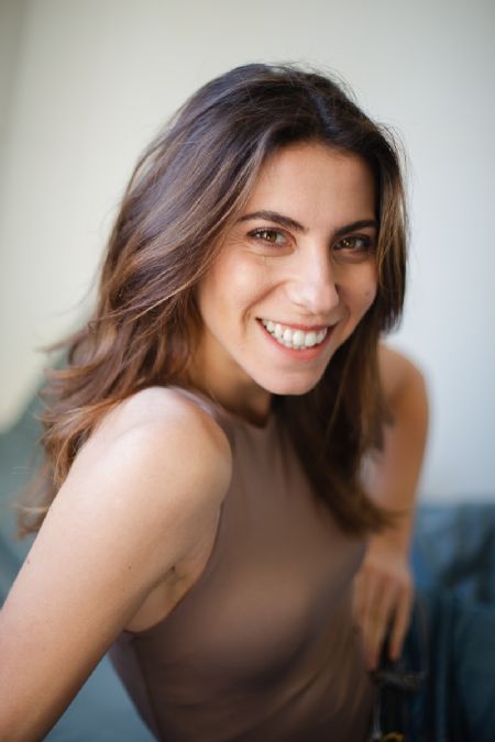 Silvia - ID: 390780 - 718649