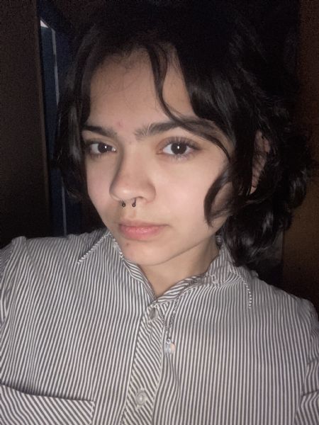 Yasmin - ID: 394629 - 724181