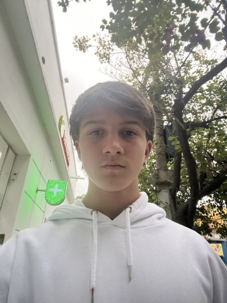 Alejandro - ID: 410323 - 741561