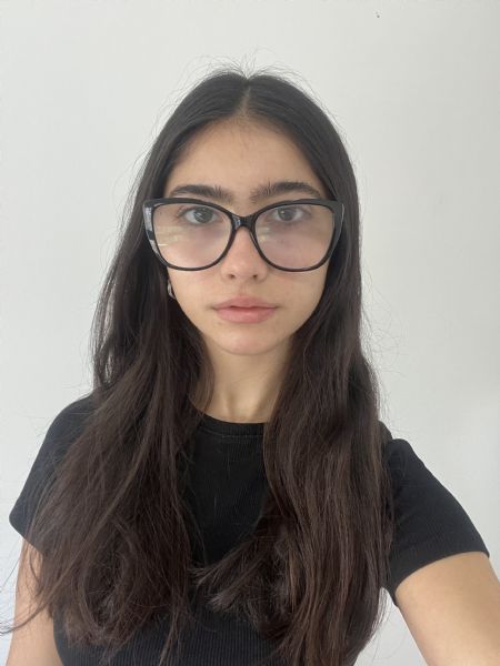 Lourdes Delfina - ID: 413629 - 744418