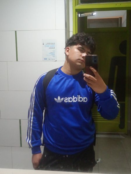 Tiago - ID: 570515 - 813308