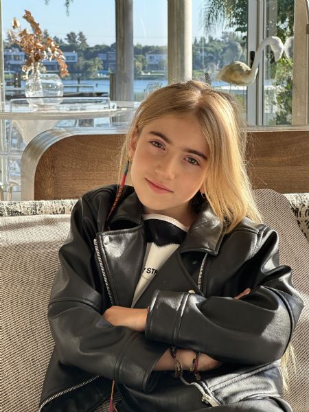Sofia  - ID: 594765