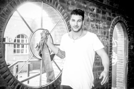 Gustavo - ID: 85039 - 322153