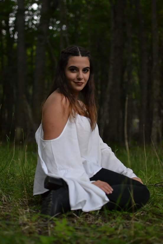 Ana laura - ID: 96160 - 428577